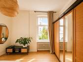 Zimmer 2 - 