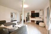 Wohnzimmer mit Zugang Esszimmer und Küche WE3 - Mehrfamilienhaus, Wohnhaus mit 365,00 m² in Kerpen zum Kaufen