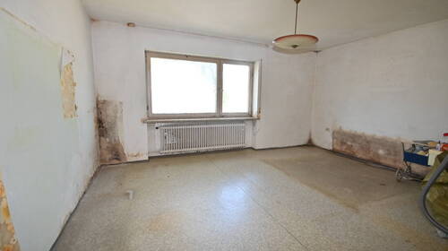 Schalfzimmer oder Wohnzimmer im OG - 