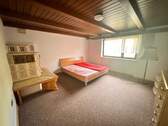 Erdgeschoss - Mehrfamilienhaus, Wohnhaus mit 230,00 m² in Zachenberg zum Kaufen