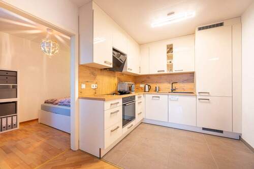 Neue vollausgestattete Einbauküche - 