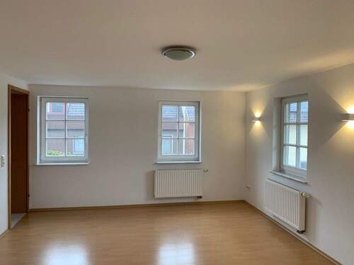 Wohnzimmer - Etagenwohnung mit 96,00 m² in Dunningen zur Miete