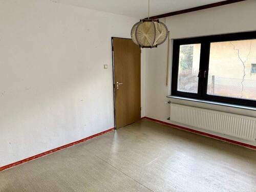 Schlafzimmer - Büro EG - 