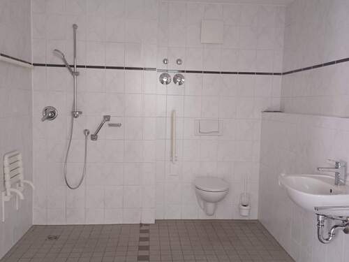 Badezimmer_WC.jpg - 