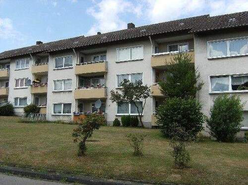 Rückseite - 3 Zimmer Etagenwohnung zur Miete in Lage