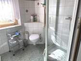 Bad mit Dusche im OG - 