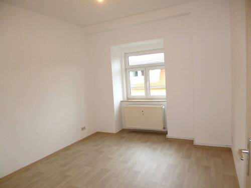 Zimmer 1 - 2 Zimmer Etagenwohnung in Bautzen