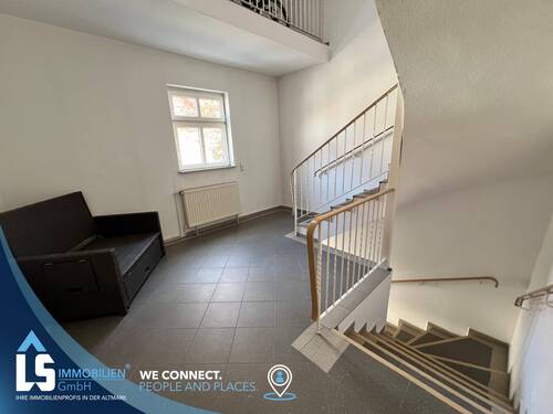 Treppenhaus - Büro mit 67,40 m&sup2; in Stendal zur Miete