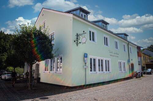 Bild 2 - 1 Zimmer Hotel, Pension, Gasthof zum Kaufen in Riedenburg