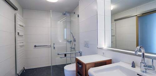 Badezimmer (a) - 