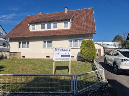 Von Goethestraße mit Vorgarten - 1 Zimmer Einfamilienhaus zum Kaufen in Sigmaringen