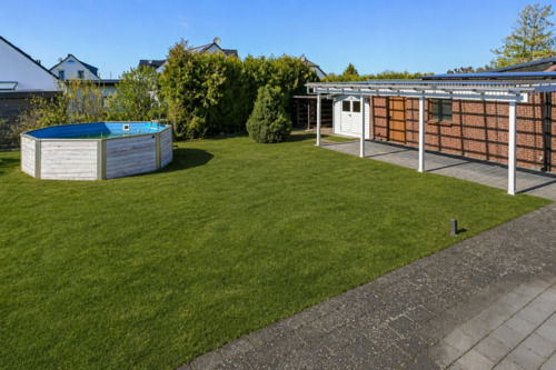 Garten (KI bearbeitet) - 