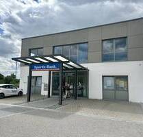Moderne Gewerbefläche in Landshut - ideal für Büro oder Praxis- empfangen, beraten, durchstarten!