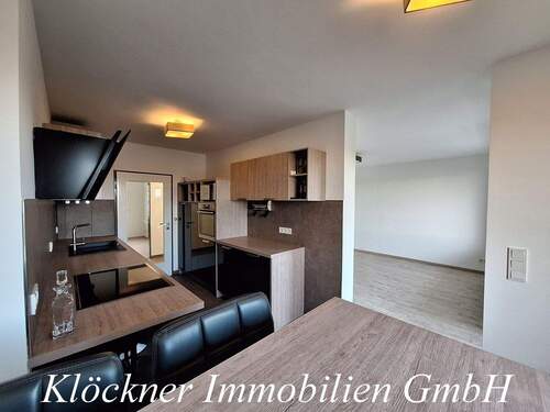 Küche mit Essecke - 3 Zimmer Etagenwohnung in Saarbrücken