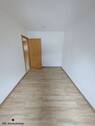 Schlaf-/Arbeits-/Kinderzimmer - 