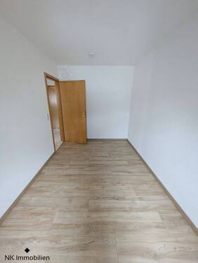 Schlaf-/Arbeits-/Kinderzimmer - 