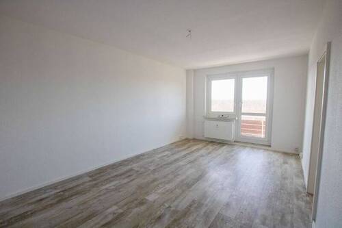 Wohnzimmer - 3-Zimmerwohnung in schöner, grüner Lage...