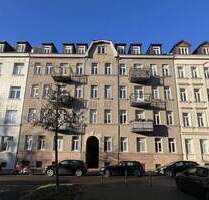 Bezugsfreie, charmante 1,5-Zimmer-Wohnung mit Balkon - Leipzig Möckern