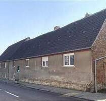 Mehrfamilienhaus mit Garten und Nebengebäude in Langeneichstädt - Mücheln (Geiseltal)