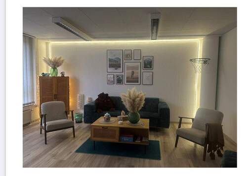 Büroraum 1 - Magdeburg: 20 qm vollmöblierter BüroraumPraxisraum, flexibel