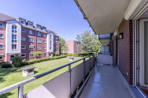 Balkon - 3 Zimmer Etagenwohnung zum Kaufen in Hamburg
