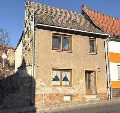 Außenansicht - 5 Zimmer Einfamilienhaus zum Kaufen in Hettstedt