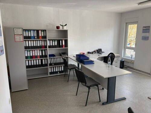 IMG_4415.jpeg - ***Top-Gelegenheit*** Helle Büro-Räume (ca. 60m² o. 120m²) in sehr gut frequentierter Lage von Grünstadt