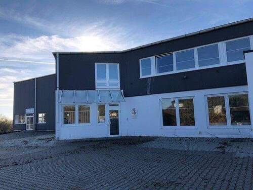 Bild 24 - Halle zum Kaufen in Ummerstadt