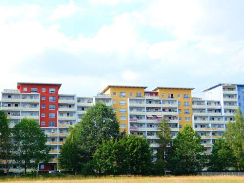 Hausansicht Seite Balkone - 