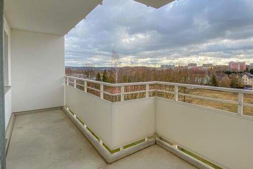 Muster Balkon XXL - Etagenwohnung mit 53,90 m&sup2; in Chemnitz zur Miete