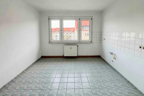 Küche - 4 Zimmer Etagenwohnung zum Kaufen in Groitzsch