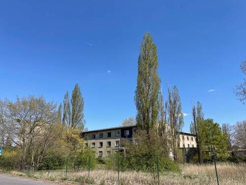 Bürogebäude von Südwest (1) - 