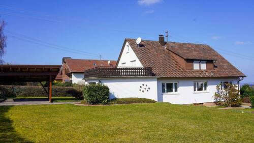 Zweifamilienhaus - 