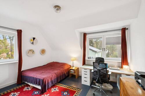Gäste-/Arbeitszimmer - 