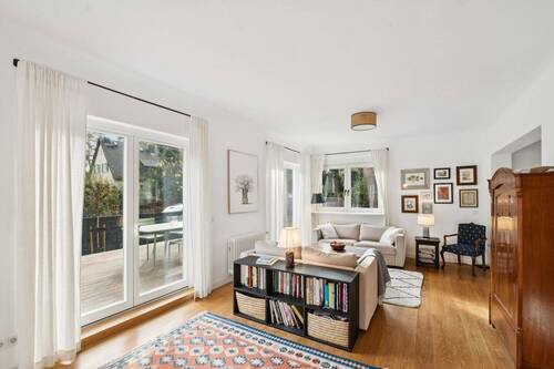 Ausgang auf die Terrasse - Einfamilienhaus mit 164,00 m&sup2; in Berlin zum Kaufen