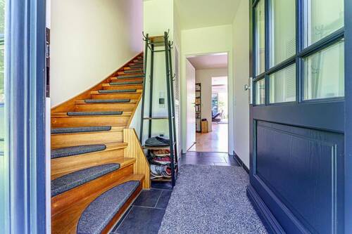Flur, Treppe - 