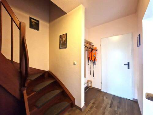 Flur - Reihenmittelhaus mit 82,80 m² in Großefehn-Timmel zum Kaufen