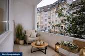 Loggia Apartment Einrichtungsbeispiel - 