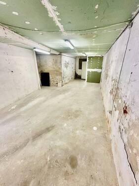 Bild 1 - Großer Lager- & Hobbyraum mit WC - ca. 100 m² im östlichen Ringgebiet