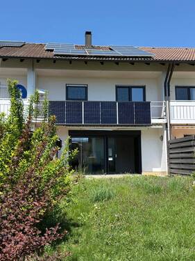 Reihenhaus - Modernisiertes Reihenhaus in Ronsberg zu verkaufen