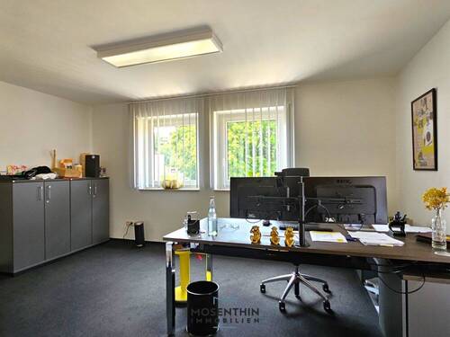 Büro im OG - 