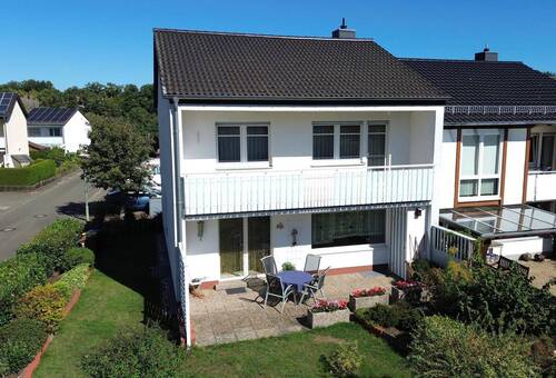 Außenansicht - KL - Wiesenthalerhof: Bezugsfertiges Reihenendhaus mit PKW-Stellplatz in beliebter Wohnlage