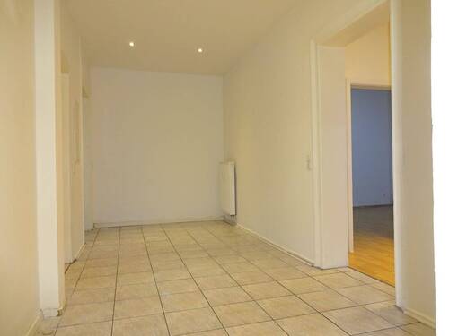 Vielseitig nutzbare Diele EG - 