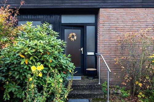 Eingang - 6 Zimmer Einfamilienhaus in Delmenhorst