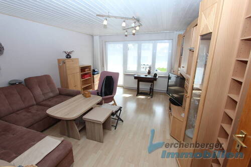 Wohnzimmer - 4 Zimmer Mehrfamilienhaus, Wohnhaus in Plattling