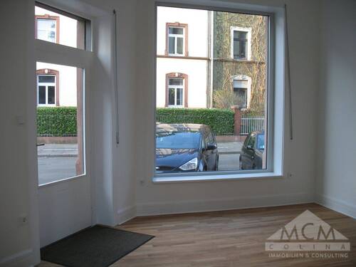 Schaufenster - 3 Zimmer Gewerbeobjekt (Büro, Produktion, Verkauf) zur Miete in Frankfurt