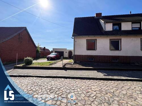 Hausansicht - 4 Zimmer Doppelhaushälfte in Elbe-Parey