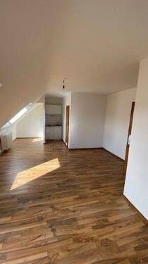 Bild 5 - Etagenwohnung mit 22,00 m&sup2; in Saarbrücken zur Miete
