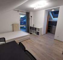 Renovierte & möblierte 1-Zimmer-Wohnung mit Einbauküche und Stellplatz in ruhiger Lage - Kaiserslautern Hohenecken