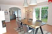 Esszimmer mit Zugang zur Terrasse - 